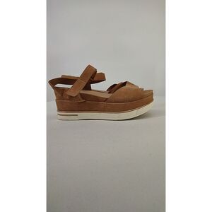 Eileen Fisher Tan Suede Platform Sandals